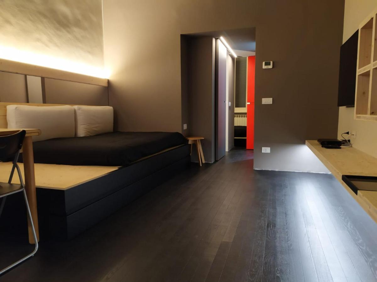 Spazio Luna Milano Exteriör bild