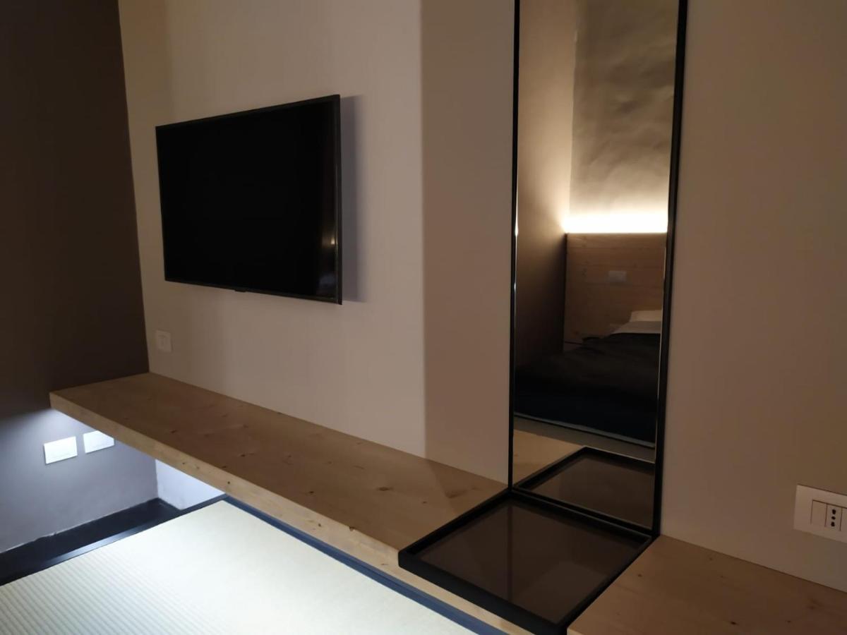 Spazio Luna Milano Exteriör bild